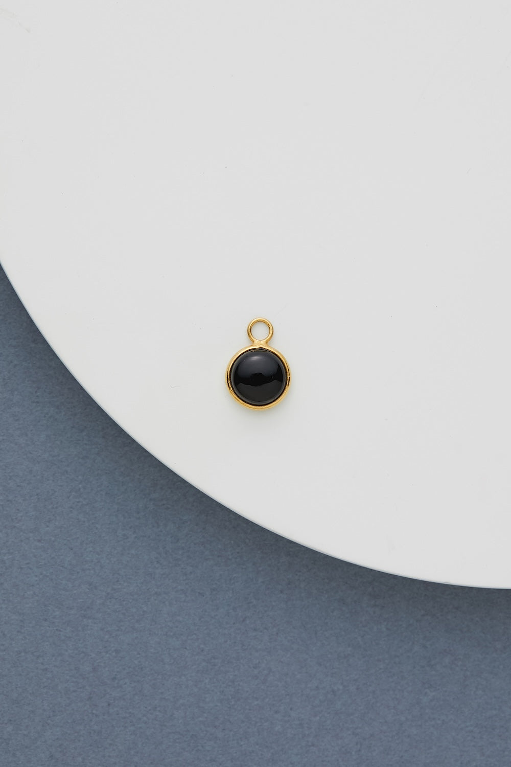 Ludique Round Onyx Gold