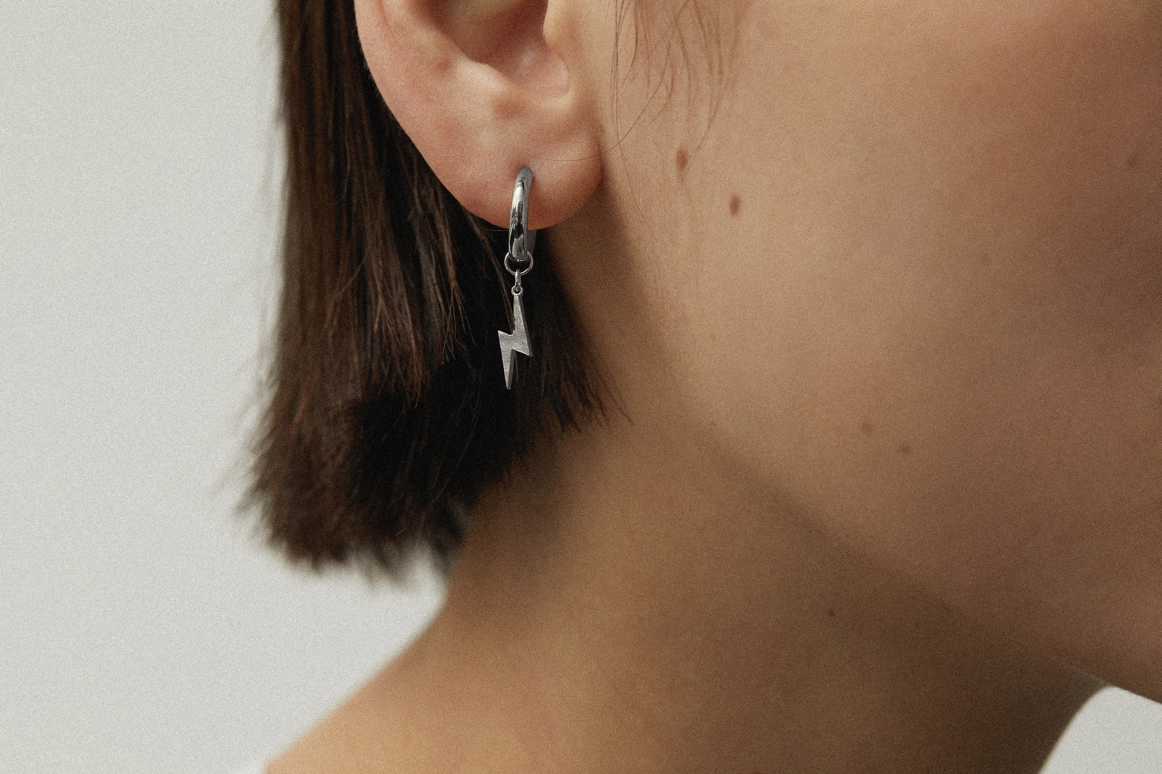 Ludique Thunderbolt Silver