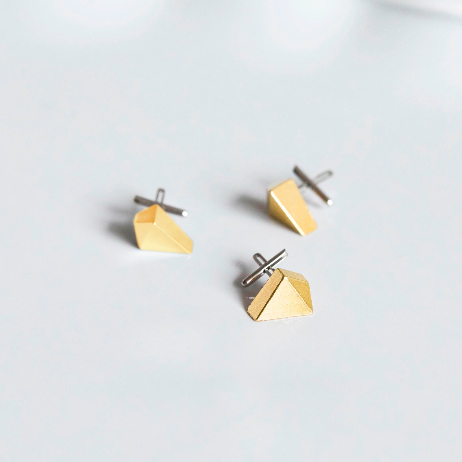 Amity Polyhedron Gold